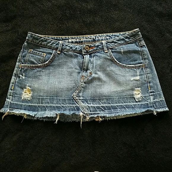 Y2K low-rise jean mini skirt circa 2004 - Picture 2 of 8